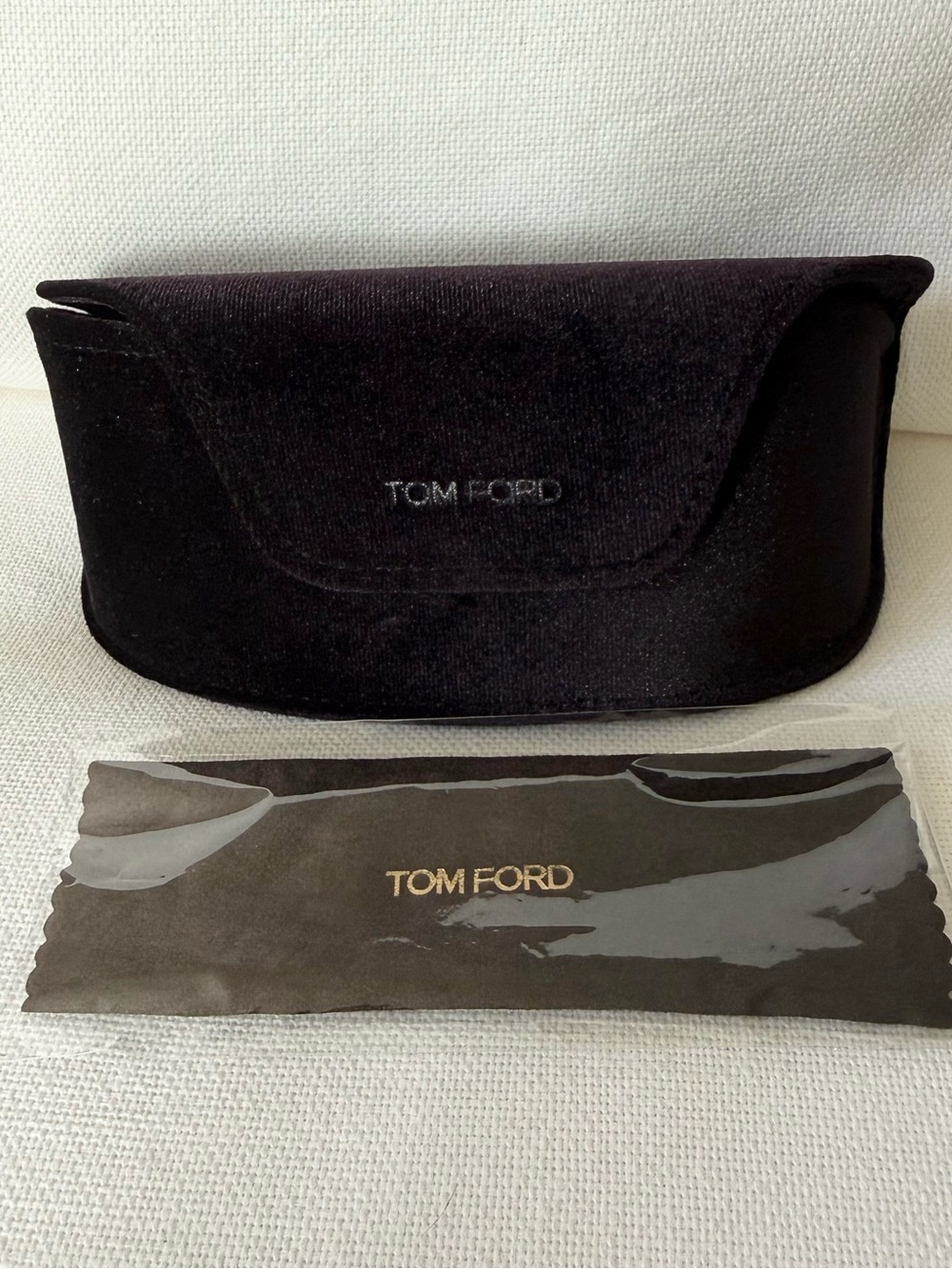 New! TOM FORD Sunglass Case With Cloth
